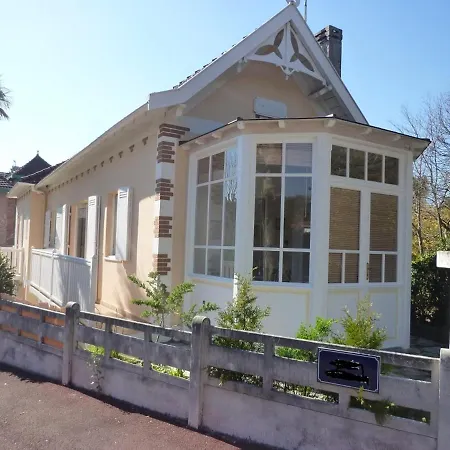 Arcachon, 5 Pieces, 8 Personnes - Fr-1-474-40 Βίλα Αρασόν